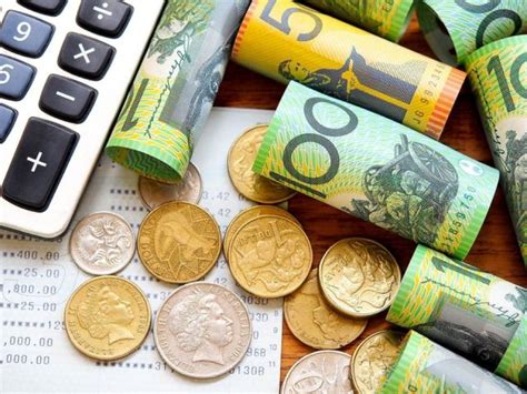 澳政府打击现金交易 现金支付限额1万元-外汇财经-澳洲新闻在线