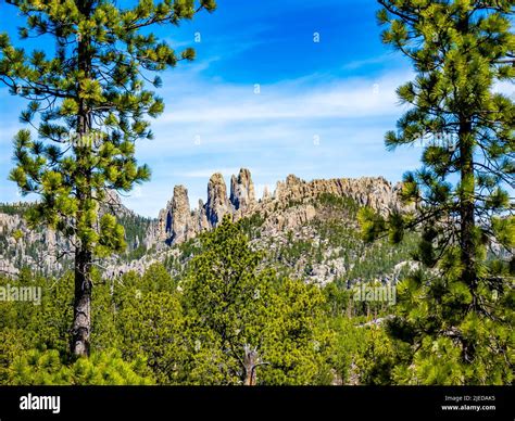 Scenery along the Needles Highway in Custer State Park in the Black ...