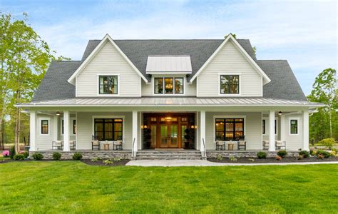 Beautiful Farm House Style House Plan 7876: Ruth Ann - 7876