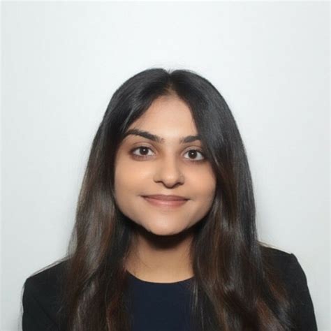 Rhea - French teacher - ₹2497/h