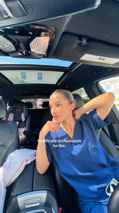 Dr. Daisy Sanchez, M.D. | 🥰🥰🥰 #doctor #mexicana #ootd #motd | Instagram