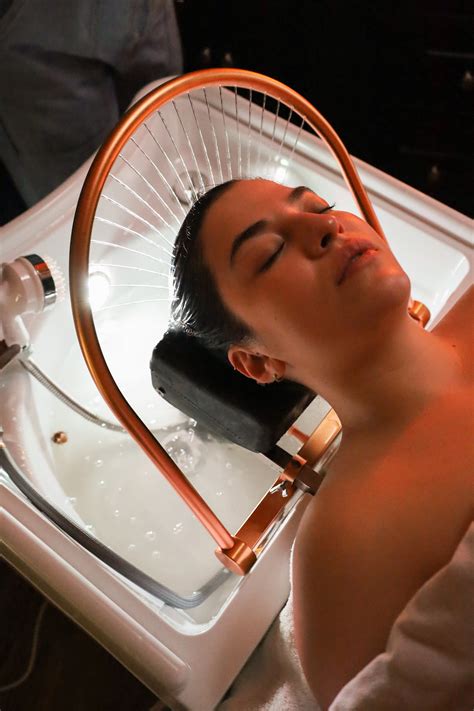 Natural & Non-Toxic Head Spa Services in Nashville, TN — Poppy & Monroe