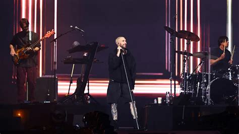 How to buy Maroon 5 tickets for 2025 U.S. arena tour