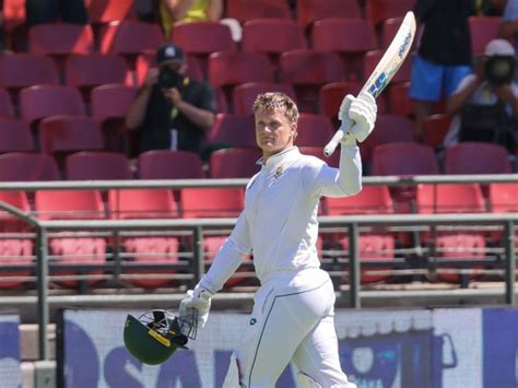 SA's Ryan Rickelton bamboozles PAK in 2nd Test: Registers multiple ...