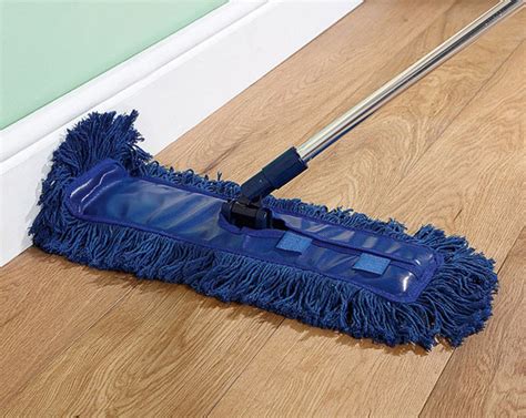 Laminate Floor Duster – Flooring Tips
