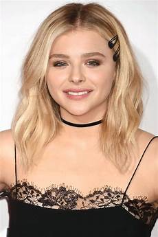 Hairstyles For Hair Growing Out by 10 Styles For Growing Out Your Bangs Hair Ideas For Bangs Hairstyles For Hair Growing Out