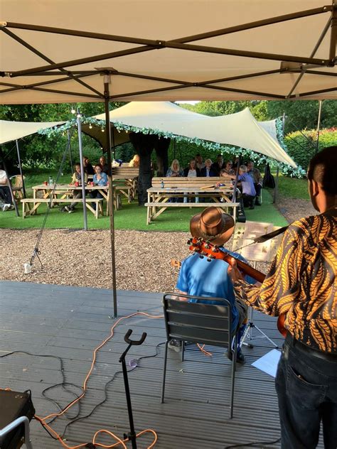 Brodie@Birdies Open Mic Night, Birdies Coffee House and Bar, Farnham, 3 ...