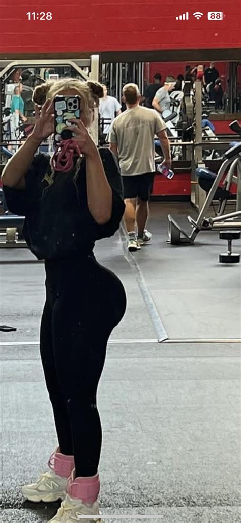 Bailey Stewart : r/gymsnark