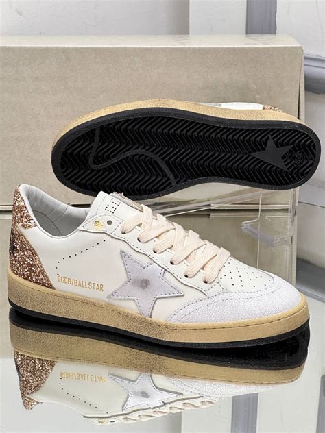 Golden Goose Kadin ayakkabi Super Star Pullu Yildizi Suet Yeni Sezon ...