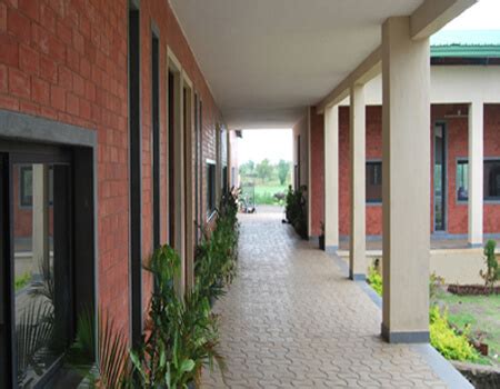Architecture of Rural Schools in Latur, Maharashtra - Red Architects