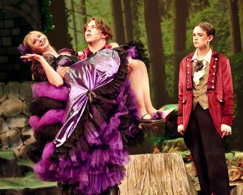 CWCT ရဲ့ 'Into the Woods' ဇာတ်ကား ဖွင့်လှစ်ဖို့ အသင့်ဖြစ်နေပြီ - Wausau ...