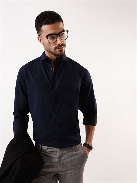 Men's Navy Solid Spread Collar Full Sleeves Regular Fit Casual Shirt ...