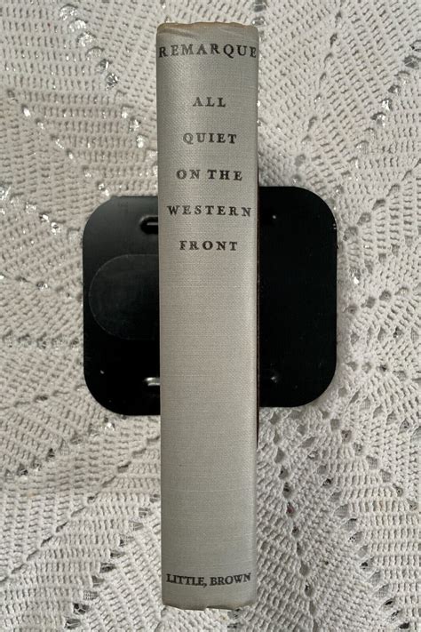 Vintage Book: ALL QUIET ON THE WESTERN FRONT Erich Maria Remarque 1955 ...