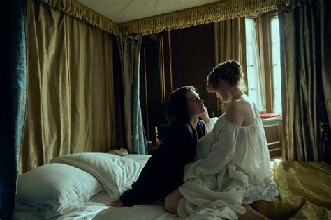 cherry | Pose reference, Movie scenes, Art reference poses