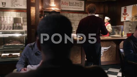 Fine Dining Busy 的图像结果