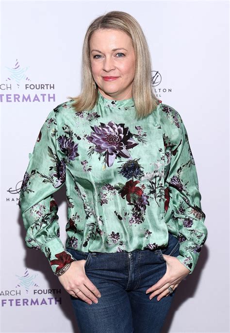 Nickelodeon alum Melissa Joan Hart reacts to 'Quiet on Set' docuseries - Good Morning America
