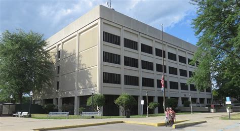 Saginaw County Courthouse (Saginaw, Michigan) - a photo on Flickriver