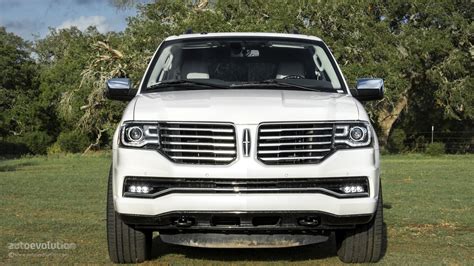 2015 Lincoln Navigator Review - autoevolution
