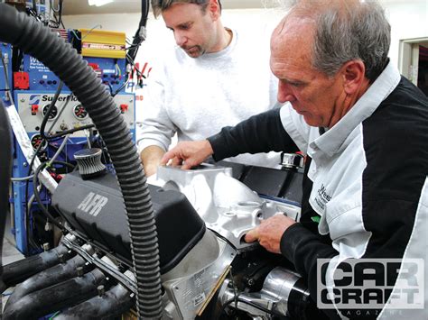 Rectangle Vs. Oval Port Big-Block Head Test - Car Craft Magazine