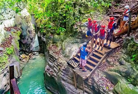 Damajagua: 27 Waterfalls Adventure - Papi DR Tours