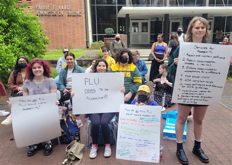 Students protest a lack of accessibility on campus | The Mast