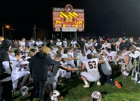 Buckeye vs. Padua football: Bruins advance on Nick Barker game-winning ...