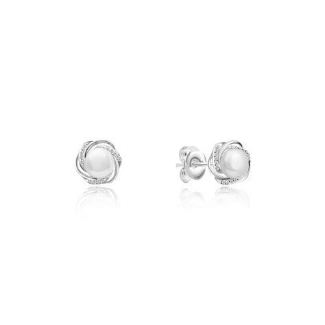 Perfect Bloom Pearl Studs – Nistra