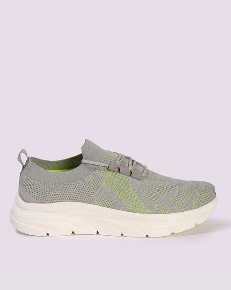 ID Men Black Solid Mid-Top Boots - Price History