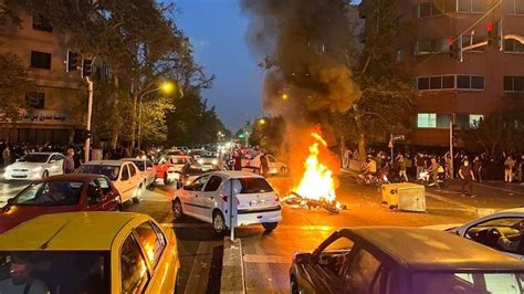 Iran hijab protests: Death toll mounts to 31 as anger grows; curb on ...
