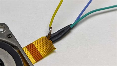 Exploding CD 的图像结果