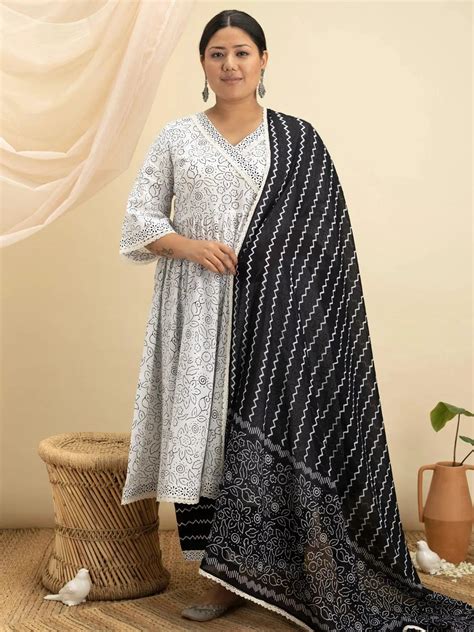 Buy Plus Size Off-White Printed Cotton Anarkali Kurta With Palazzos ...