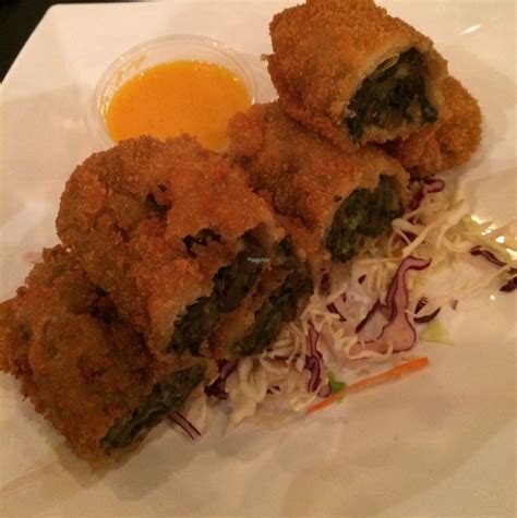 Hamachi Sushi Bar - Chicago Illinois Restaurant - HappyCow