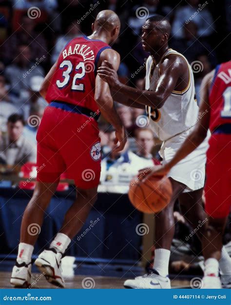 Charles Barkley and Chuck Person Editorial Stock Image - Image of ...