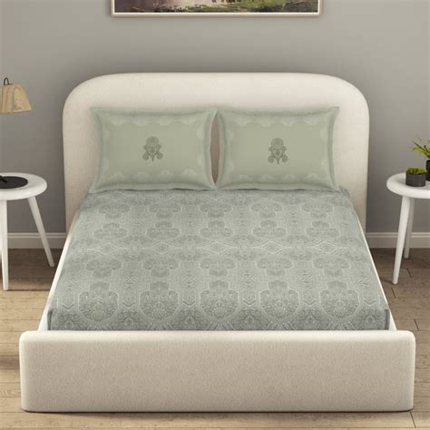 Buy SPACES Essentials Premium Cotton 138TC Ethnic Print 3Pcs Queen ...