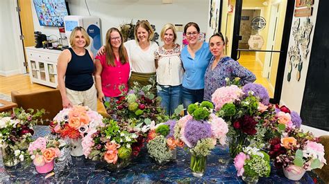 Winter Blooms: Holiday Flower Arranging Workshop, 17 Lincoln Street ...