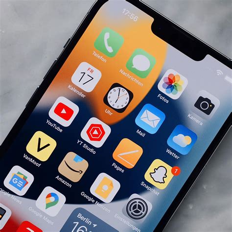 Tech Experts Reveal The Secret iPhone Settings Apple Doesn’t Want You ...