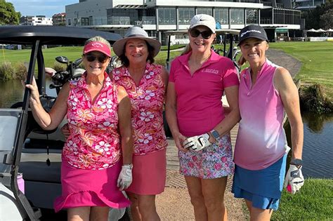 Woman Golf Course 的图像结果