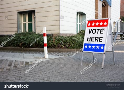 Polling Place Signage 的图像结果