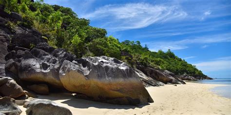 Beach "Baie Ternay" Mahé (Seychelles)