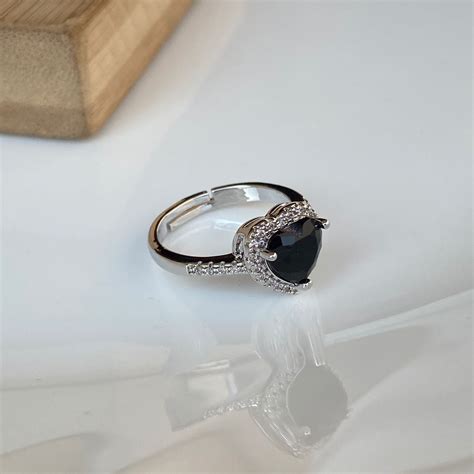 Black Heart Solitaire Ring | Premium Anti Tarnish 18k Rings | LAVENDER ...