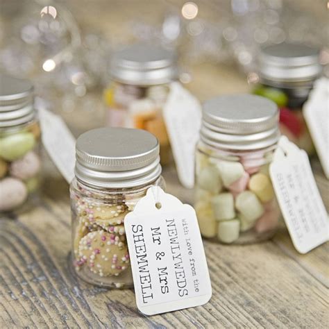 Be Your Own Wedding Planner- DIY Wedding Favours – India's Wedding Blog