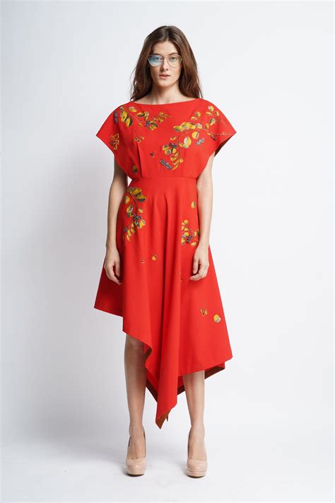 Botanical Stem and Dragonfly Boat Neck Handkerchief Midi Dress – Shahin ...