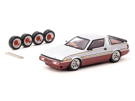 Tarmac Works 1:64 Mitsubishi Starion Silver / Dark Red – Mobile Garage HK