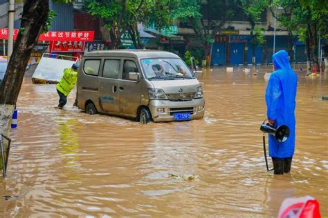 重庆：綦江洪峰过境，21个街镇受灾人口超过4万人|受灾人口_新浪科技_新浪网
