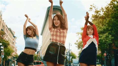 Twice - Likey who's who - K-Pop Database / dbkpop.com