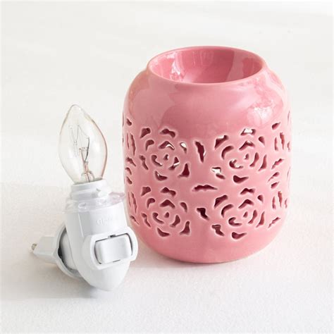Buy Hobart Ceramic Plug-In Burner from Home Centre at just INR 799.0