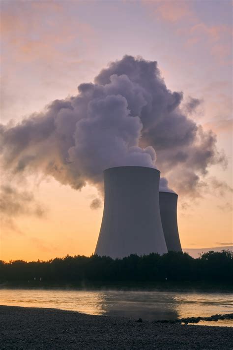 Nuclear Power Plant · Free Stock Photo