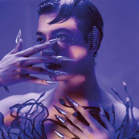 Here's what we think fashion will look like in 2050 - Cosmopolitan India