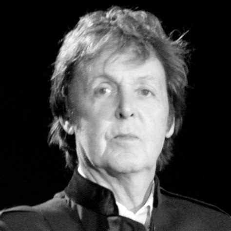 Paul McCartney Net Worth (2021), Height, Age, Bio and Facts