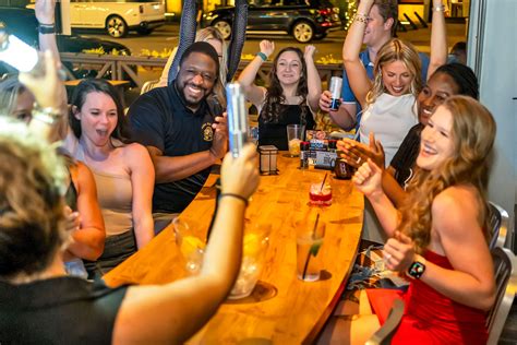 Food, Drink, Sports Watching, & Games | Sports & Social Bethesda